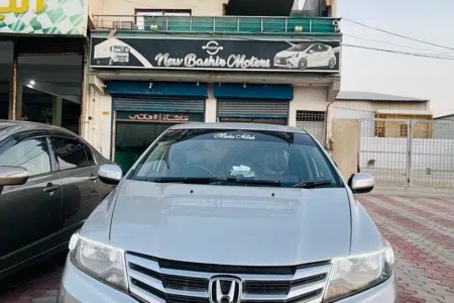 ہونڈا سٹی 2015 خودکار گلشن اقبال، کراک