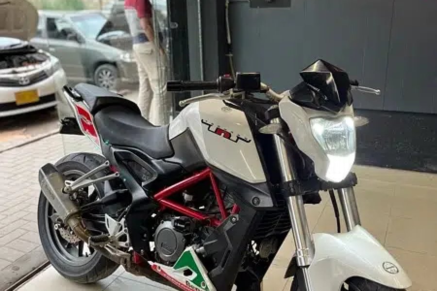 بینیلی ٹی این ٹی 25 ڈی ایچ اے فیز 2 ایکسٹینشن، کراچی