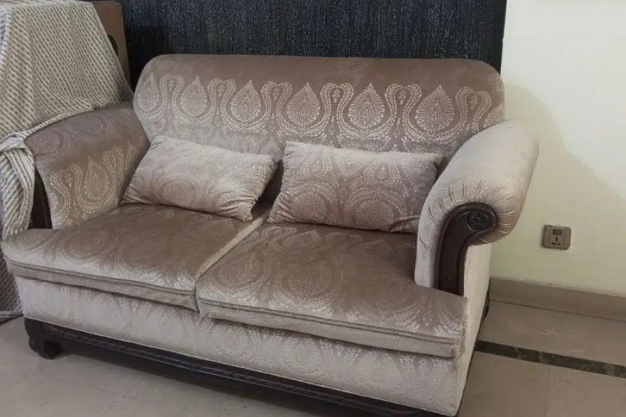 صوفہ سیٹ جوہر ٹاؤن فیز 2، لاہور