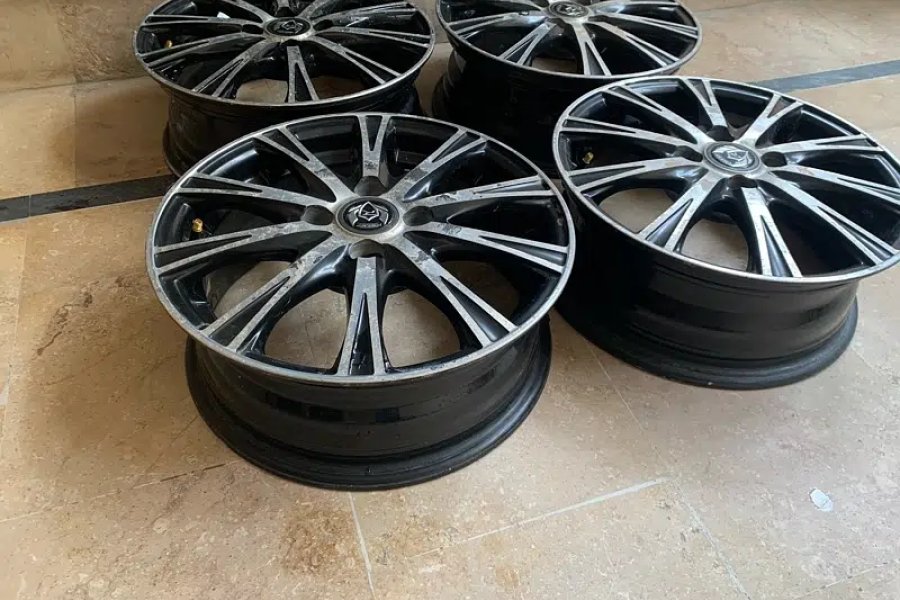 الائے رم 15 انچ (4 نٹ) نیوی ہاؤسنگ اسکیم کارساز، کراچی