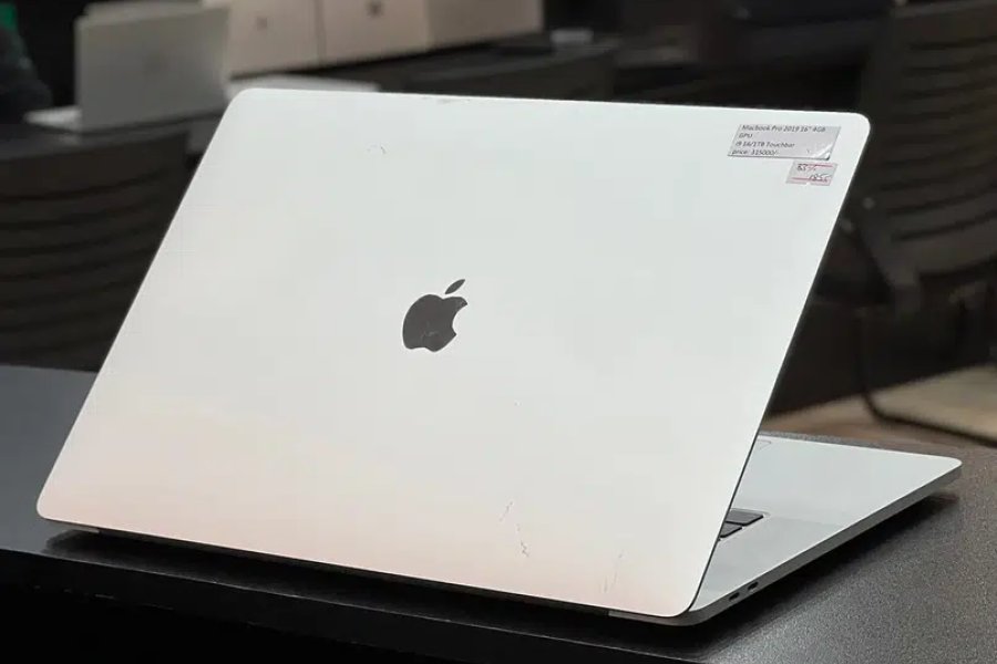 MacBook Pro 2019 16 Inch Intel i7 32/1TB 4GB GPU TouchBar 2020 Best Model Town, Lahore