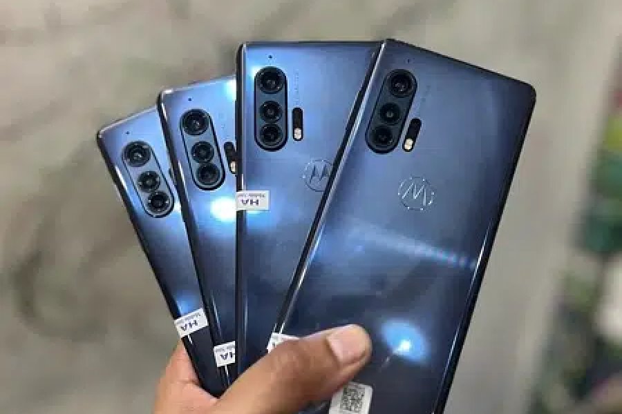 Motorola Edge Plus (12/256GB) اسٹاک تازہ دستیاب مقدار جوہر ٹاؤن، لاہور