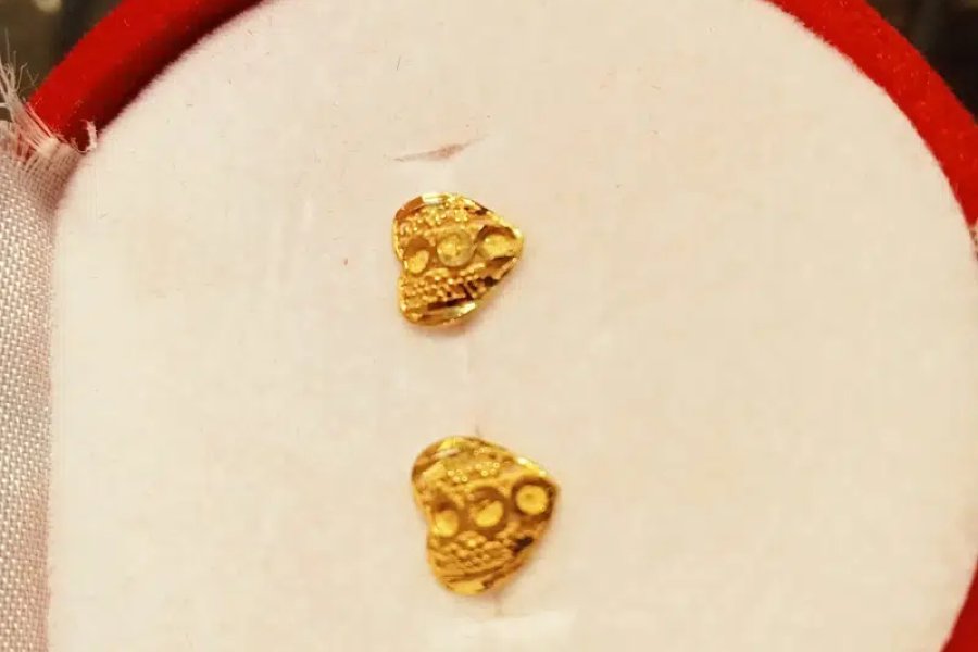 gold set / gold tops / diamond set / jewellery for salee / silver set Jamshed Town, Karachi