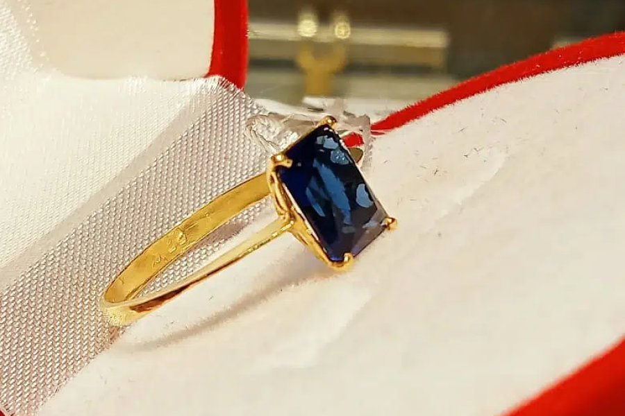 jewelery set / gold set / diamond set / silver set/ ring / nickless Gulberg, Lahore