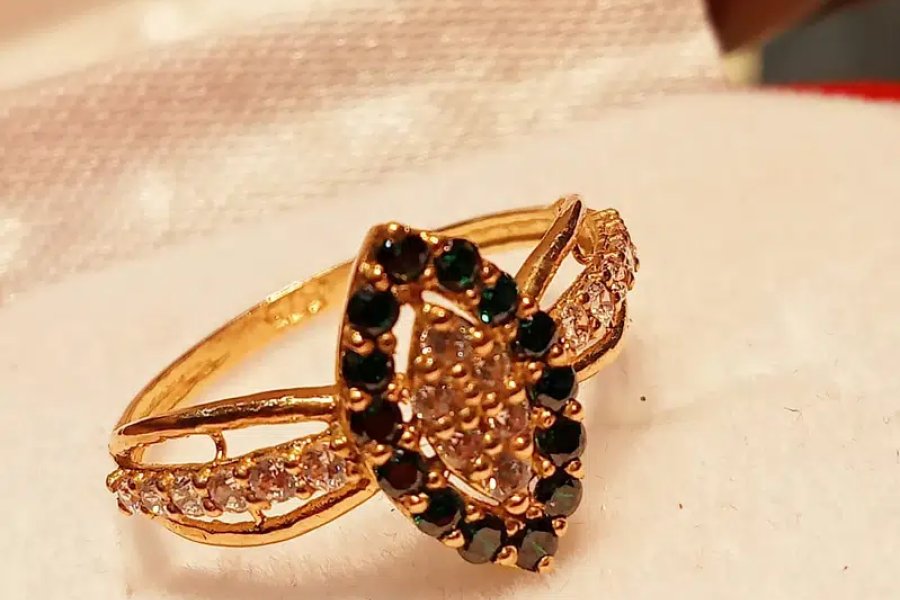 اصل سونا / سنہری زنجیر / سونے کی انگوٹھی برائے بچے / سونے کا کنگن I-8، اسلام آباد