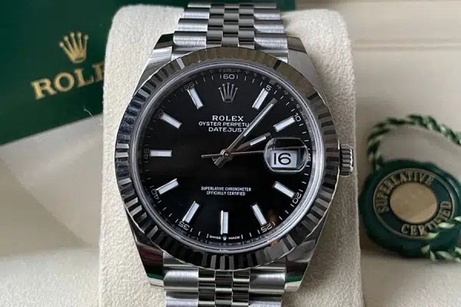 Rolex Omega Cartier Rado best dealer here in your town at Imran Shah Bahria Town Phase 7, Rawalpindi