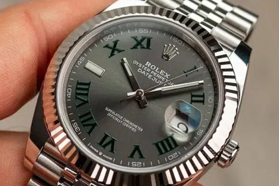 Used and new Original luxury watches hub at Imran Shah Jee Rolex hub Kamran Chowrangi, Karachi