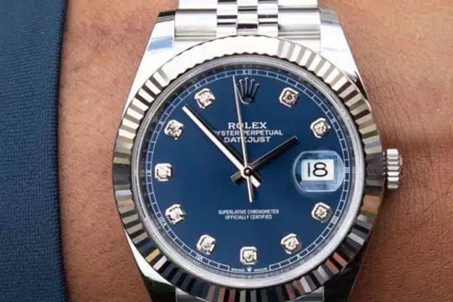 رولیکس ڈیلر یہاں ہم اومیگا کرٹئیر راڈو گولڈ اور ڈائمنڈ گھڑیاں F-6 مرکز، اسلام آباد ڈیل کرتے ہیں