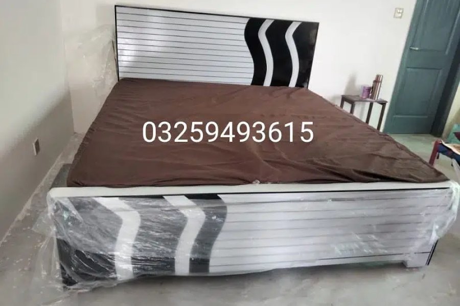 نیو فینٹاسٹک ڈبل بیڈ جوہر ٹاؤن، لاہور