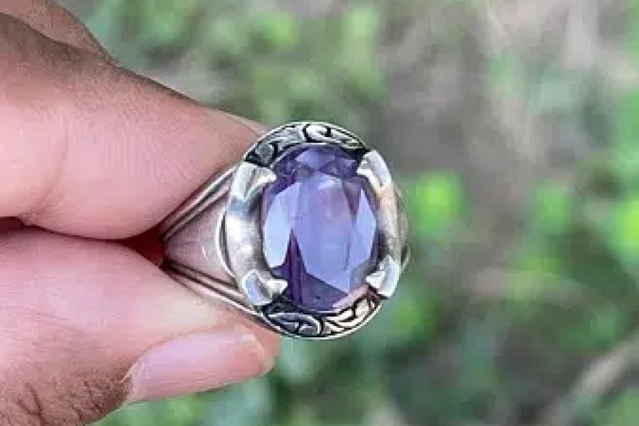 kashmir colore change sapphire Gulberg 1, Lahore