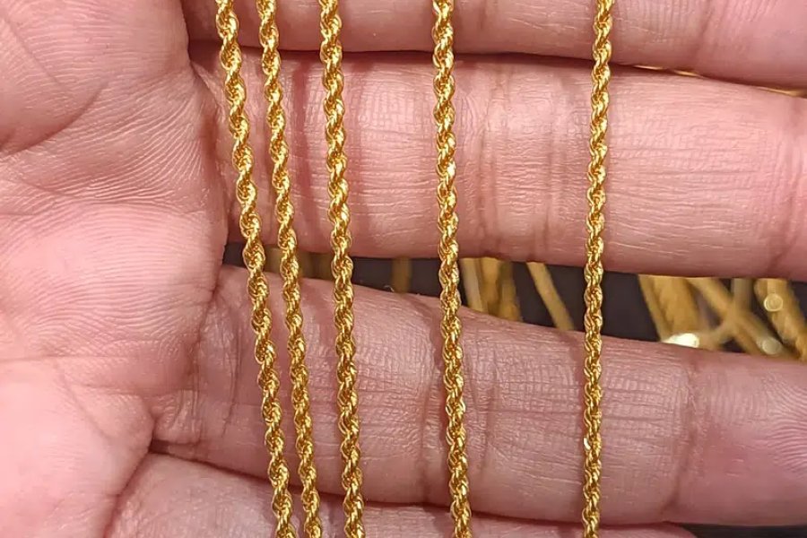 یعقوب اینڈ سن جیولرز ڈائمنڈ، گولڈ، پلاٹینم، پلاڈیم اور سلور کمشنر سوسائٹی، کراچی