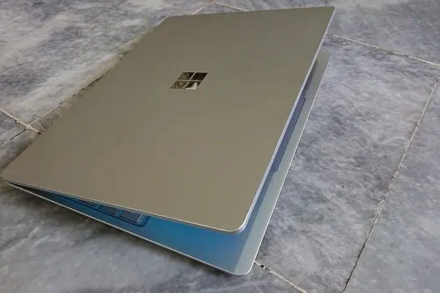 Microsoft surface laptop go1 Hall Road, Lahore