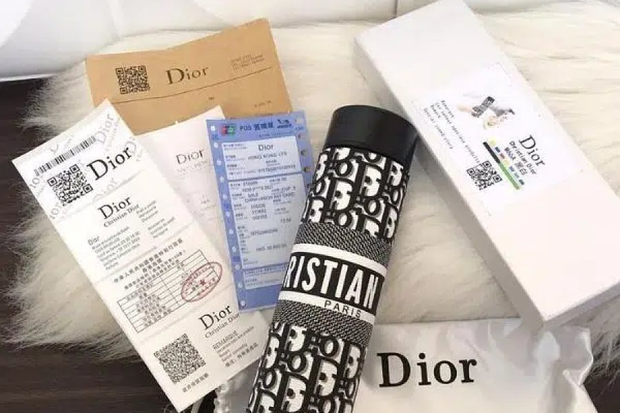 برانڈڈ امپورٹڈ ایل ای ڈی ڈسپلے ٹمپریچر پانی کی بوتلیں جامع مسجد روڈ، راولپنڈی