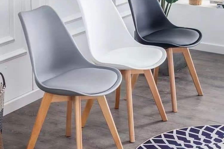 خوبصورت لکڑی کی کرسی (النور آفس فرنیچر)