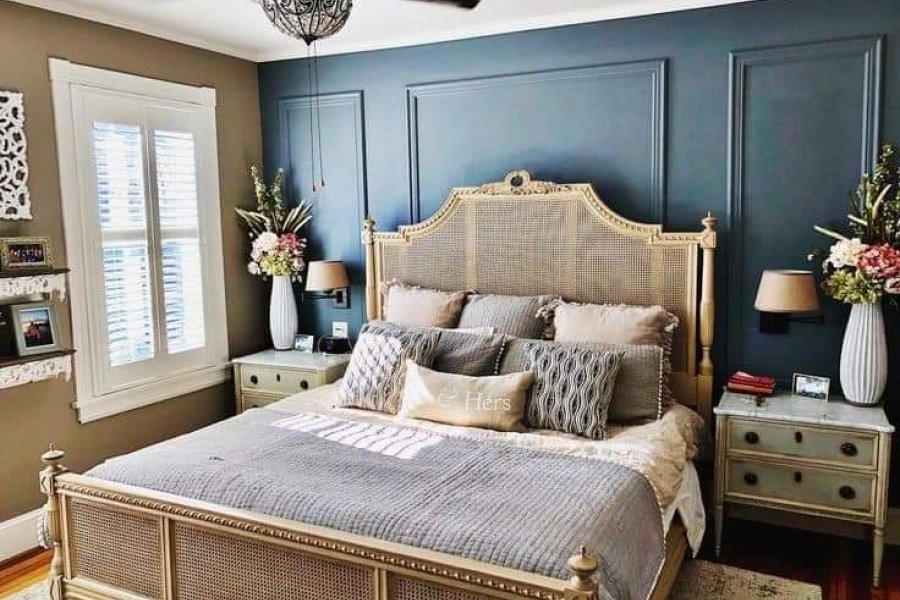 Complete BedRoom Set with Stylish Decoration /Side Tables