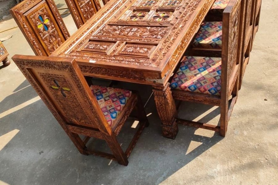 Living Room Set--Dining Set-- Handcrafted Beautiful 8 seater Dining Table