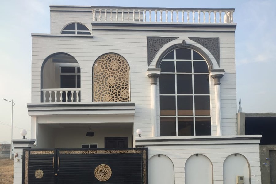 7 Marla Luxury House for Sale in Multi Garden B-17, Islamabad.