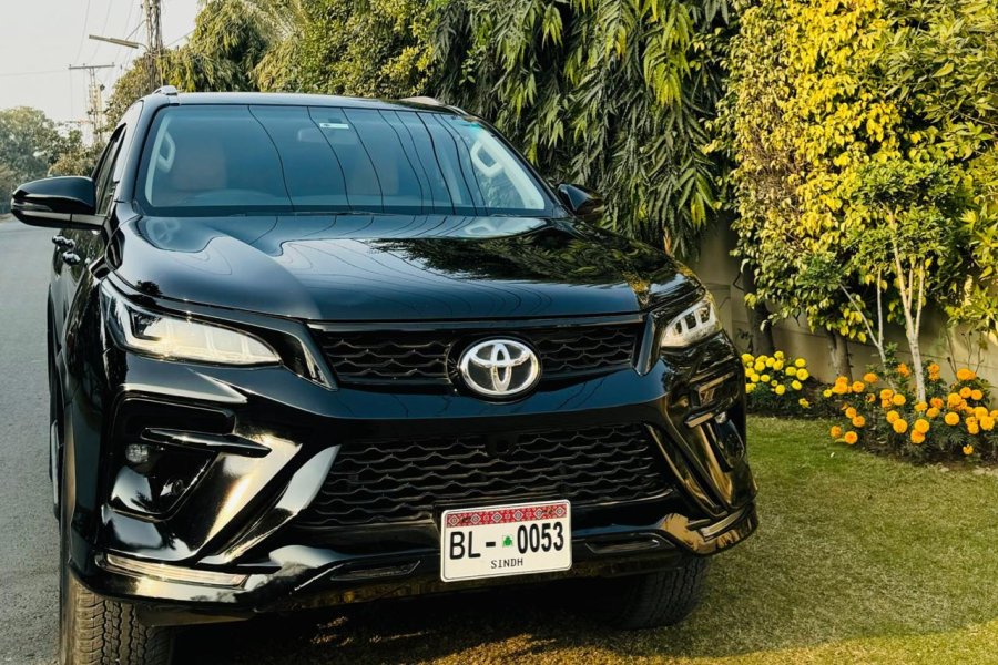 Toyota Fortuner for Sale in DHA, Lahore.