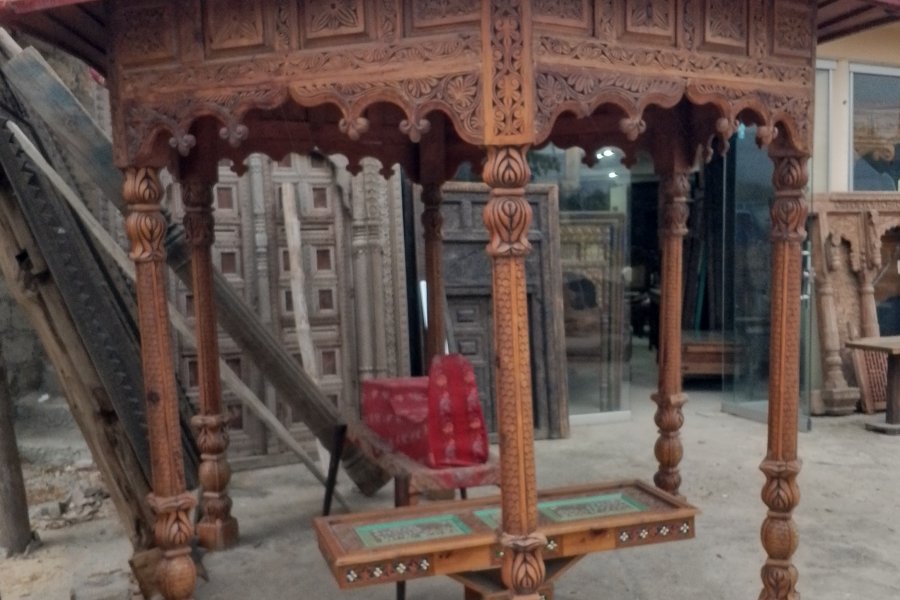 گیزبو/بیرونی کمرہ/تفریحی جگہ/بارش سے تحفظ 3 بینچ اور 1 میز کے ساتھ لکڑی کا