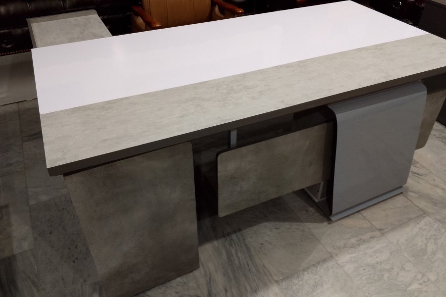 ایگزیکٹو کلاس آفس ٹیبل