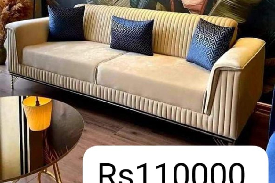 Comfortable and Decent Sofa Set