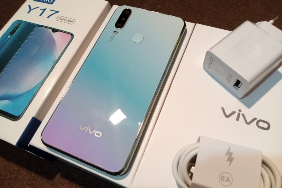 Vivi y17 Rs/21500