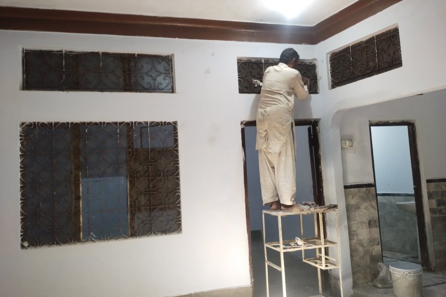 تین منزلہ مکان کرایہ پر