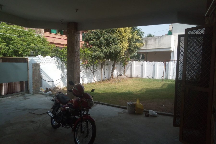 3-Bed 1 kanal bungalow&#39;s  independent portion for rent in New Lalazar, Rawalpindi