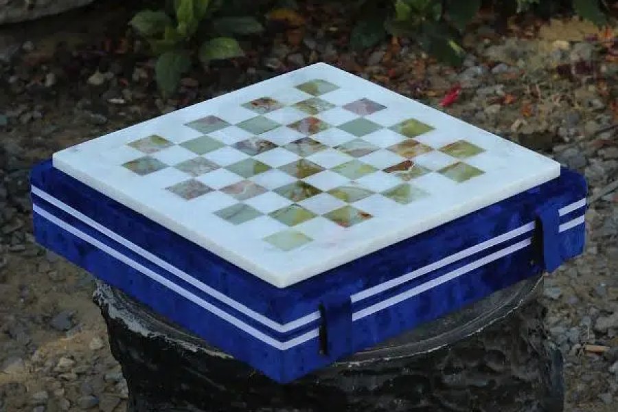 Vintage/Copper/Silver/Golden Colour Elephants, Chess, Decorative Items