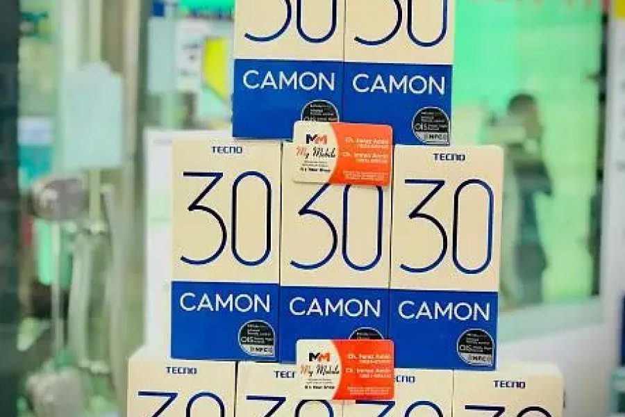 Tecno Camon30