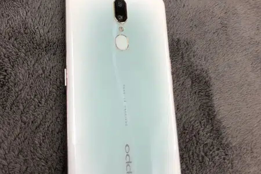 Oppo f11 اہم فون