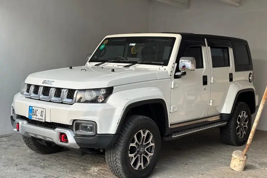 BAIC BJ40 2022 white