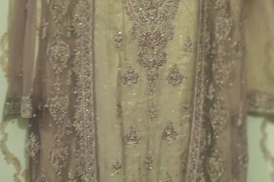 ایمبرائیڈرڈ برڈل پارٹی گاون ڈریس (ایک بار صرف 5 گھنٹے کے لیے استعمال کیا جاتا ہے) بہترین حالت