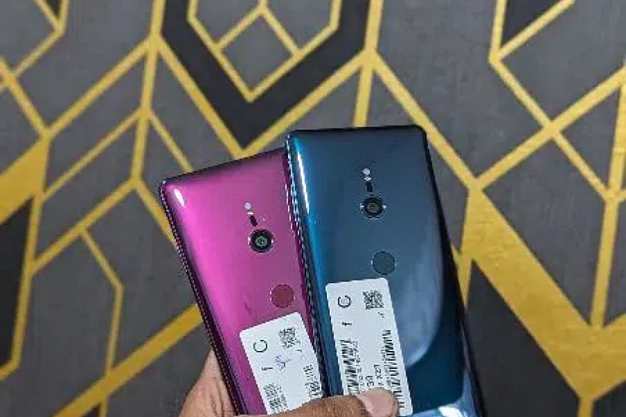 Sony Xperia Xz3 4/64gb Official PTA Fresh Stock Water Pack