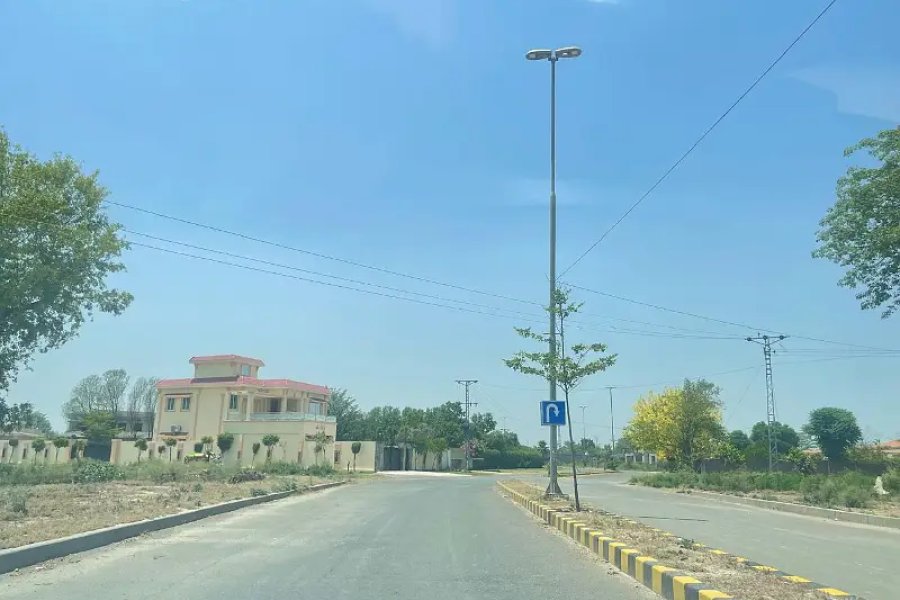 Boundary Walled 4 And 8 Kanal Plot