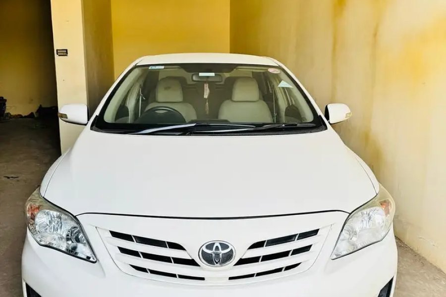 ٹویوٹا کرولا XLI 2014