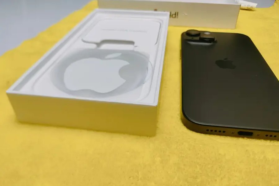 Apple iPhone 15 - 128GB Factory Unlock - میں نے اسے UK سے خریدا ہے۔