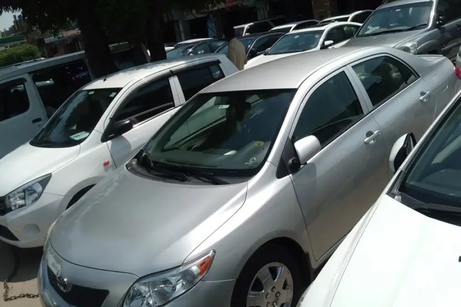 Toyota Corolla LE Left Hand Canadian