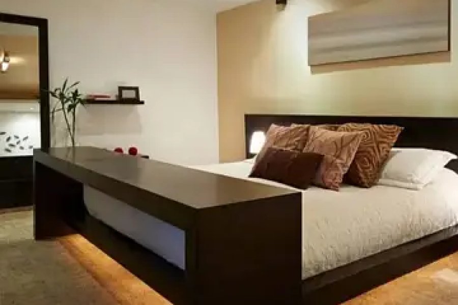 Luxury furnished family room daily 3000 & weekly monthly available