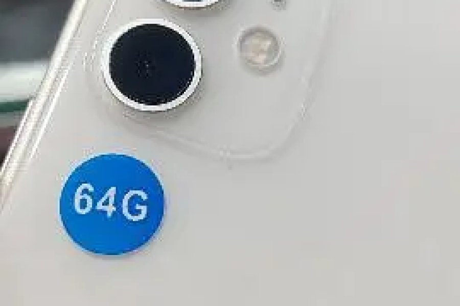 Iphone 11 64GB/100% JV 10/10 Condition