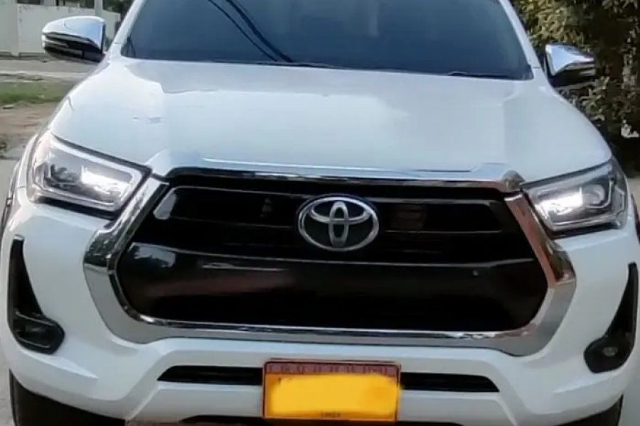 Toyota Hilux Revo 2021 full genuine