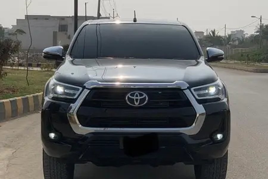 ٹویوٹا ہیلکس ریوو 2022