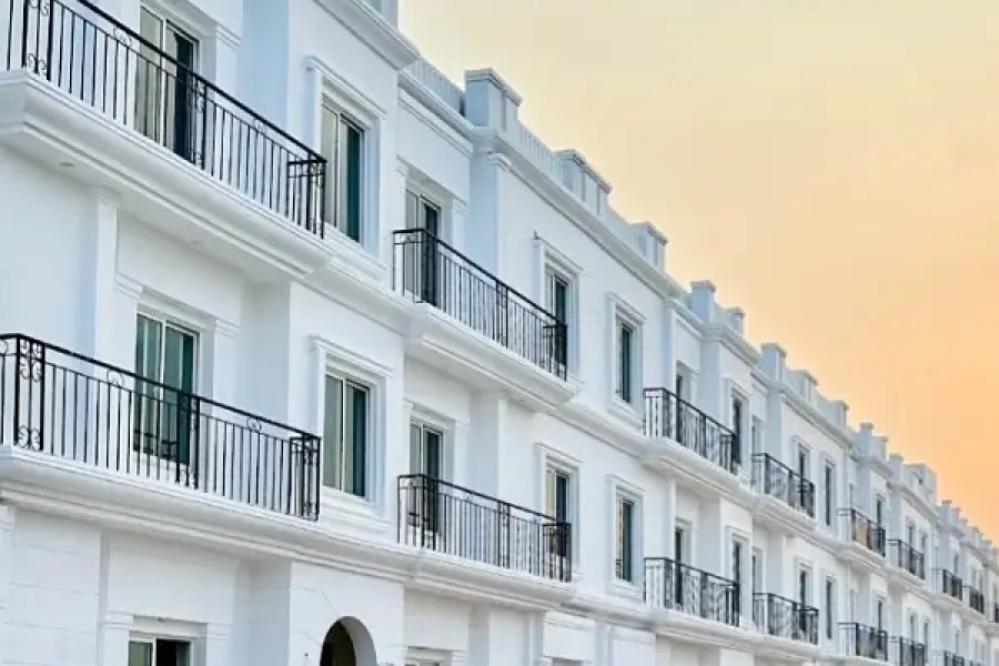 بحریہ آرچرڈ لاہور میں 5 مرلہ فلیٹ برائے فروخت