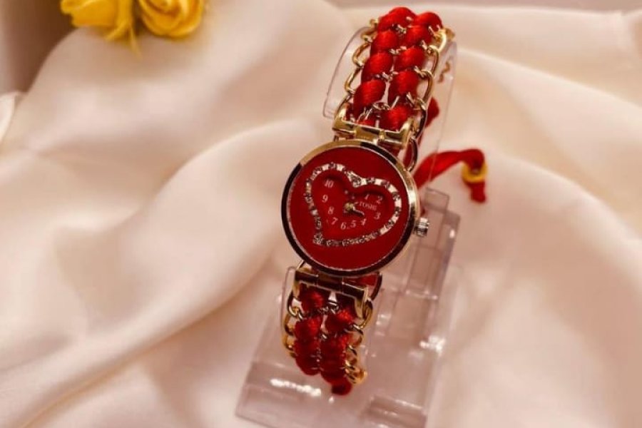 Women’s Wrist Watch Alloy Material , Red Color