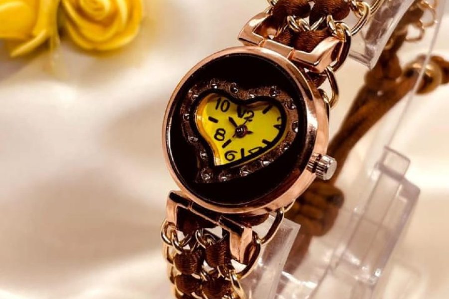 Women’s Wrist Watch Alloy Material , Stylish & Fashionable