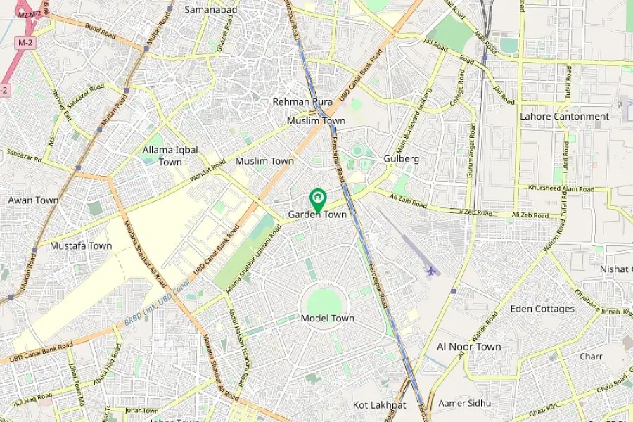 5 کنال کارنر گرے سٹرکچر بہت بڑی عمارت برائے فروخت