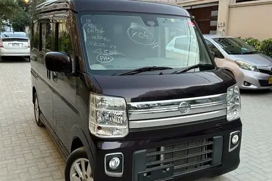 نسان کلپر پی زیڈ ویگن 2018