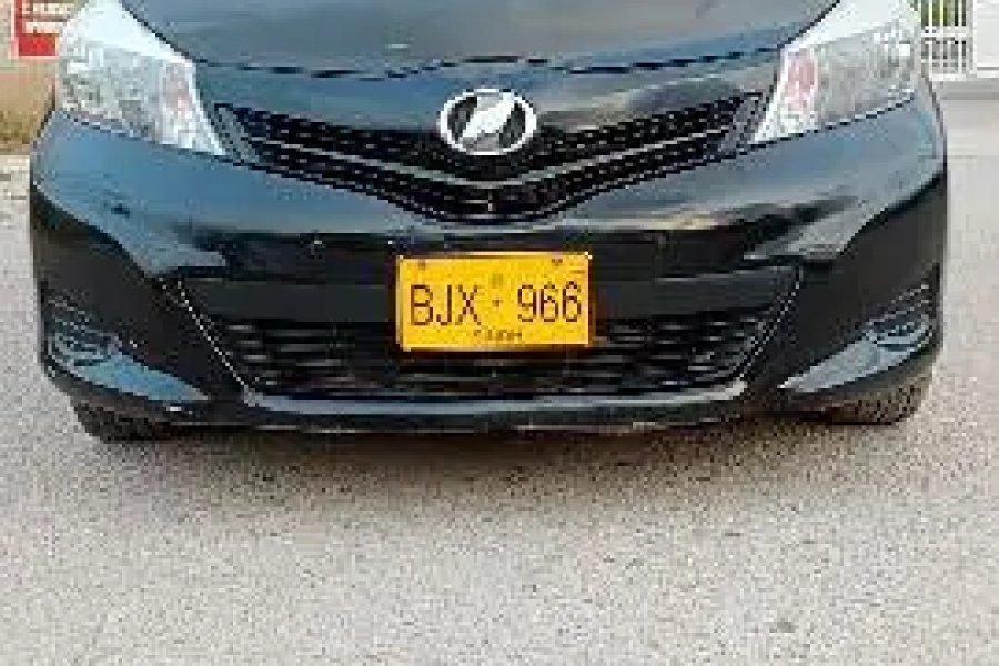 Toyota Vitz 2014