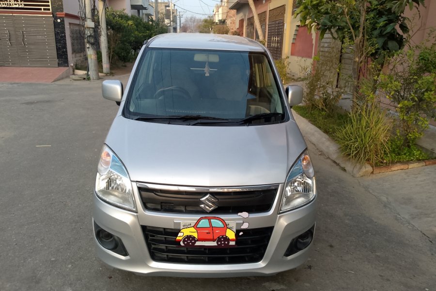 Selling my car wagnor 2021 auto