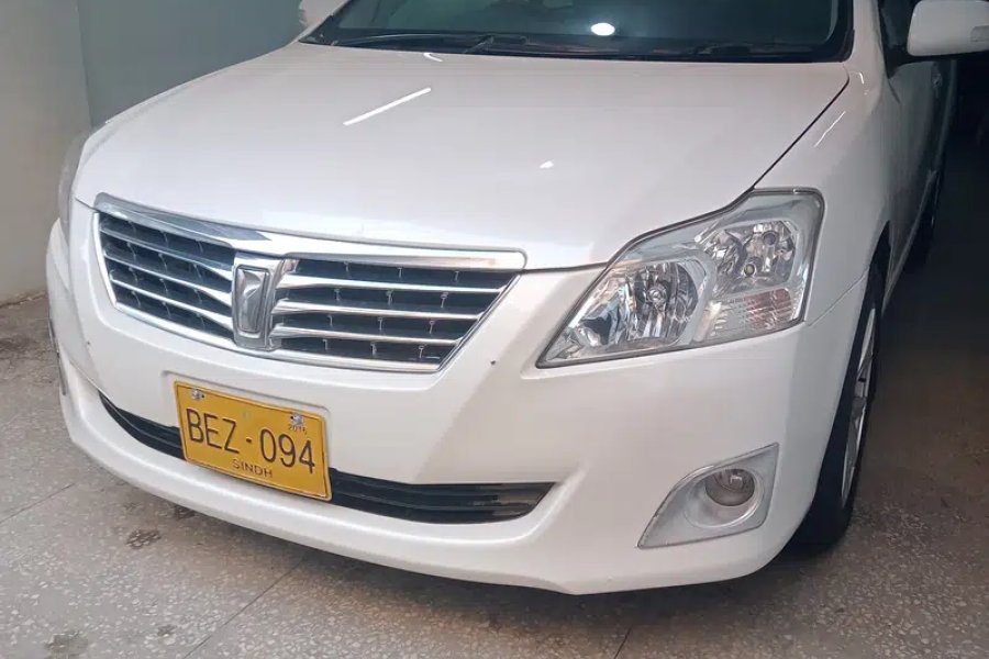 Toyota Premio 2011 model 2016 registration